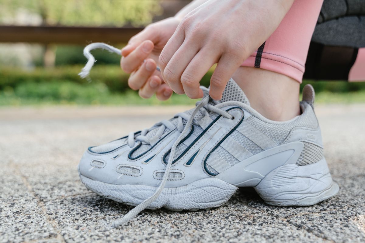 Best Walking Shoes for Women: Cushioning That Outlasts the Outsole